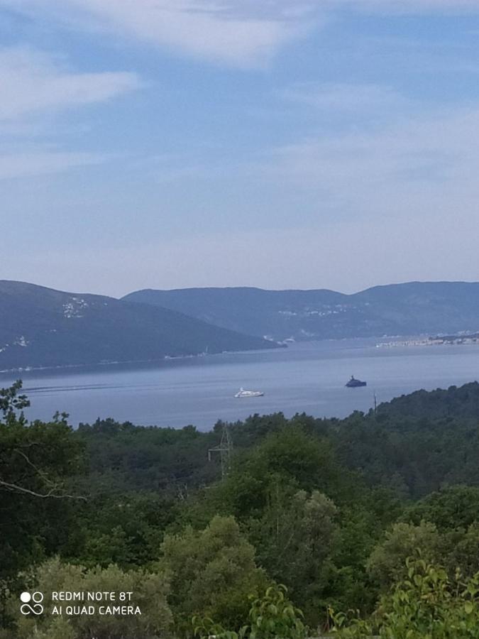 Apartmani Popovic V&A Tivat Bagian luar foto
