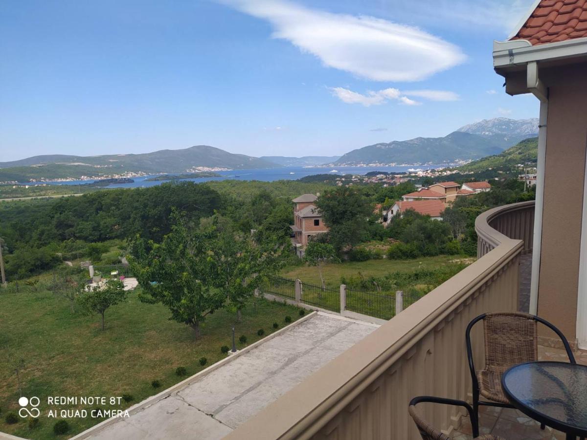 Apartmani Popovic V&A Tivat Bagian luar foto
